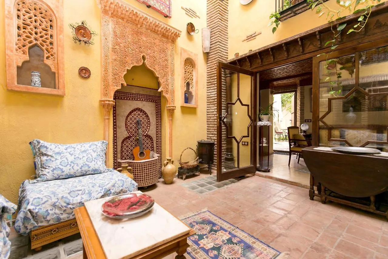 Charming Andalusian House - Free Parking Villa Granada Spain
