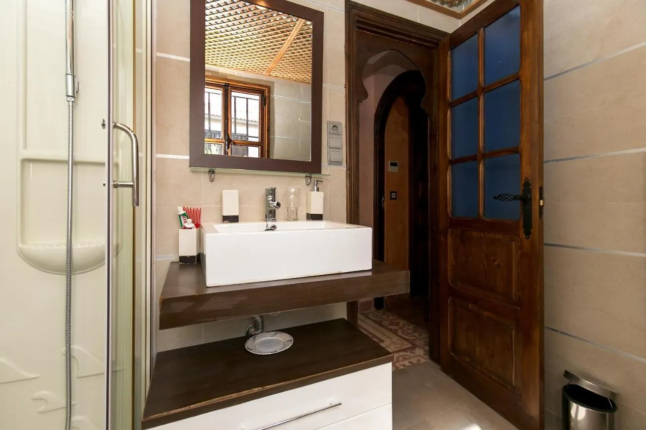 Holiday home Charming Andalusian House - Free Parking Villa Granada