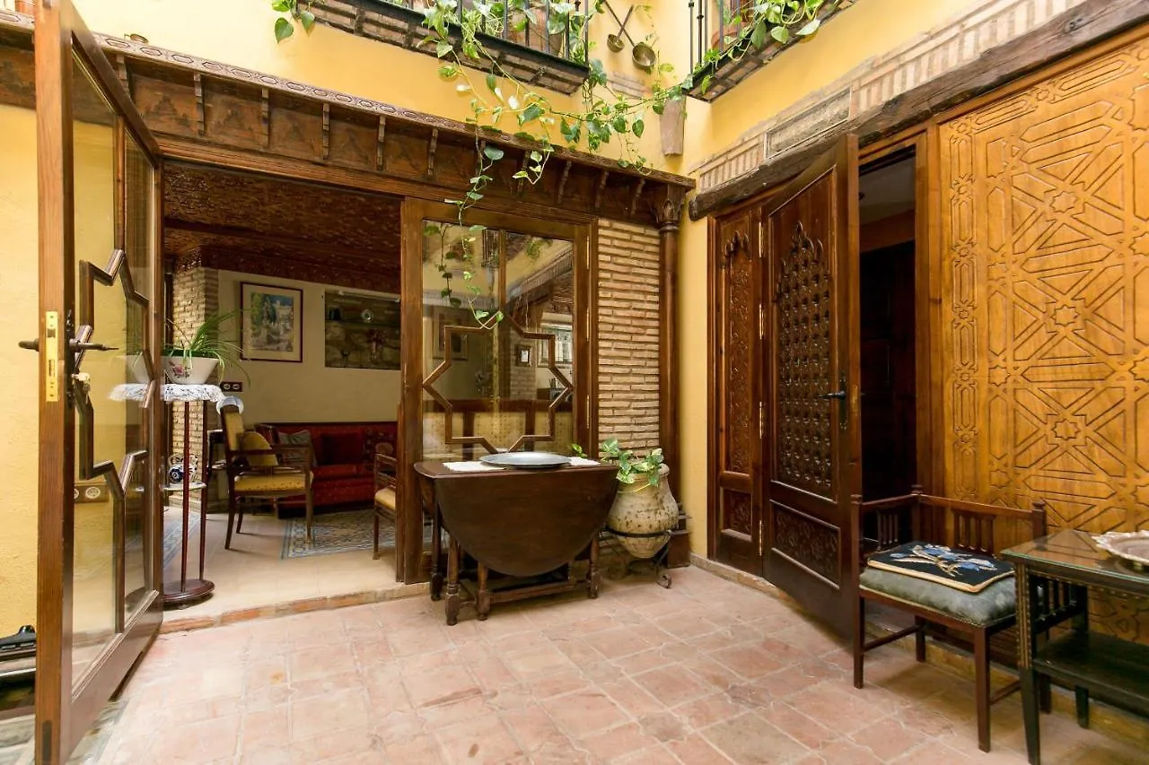 Charming Andalusian House - Free Parking Villa Granada